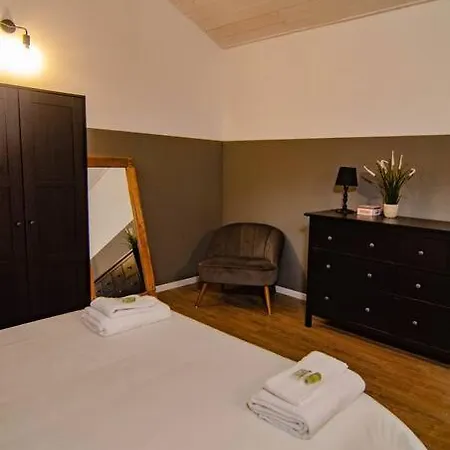 Fuoriporta Affitti Brevi - Corte 2 Con Parcheggio Gratuito * パルマ