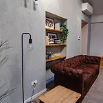 Fuoriporta Affitti Brevi - Corte 2 Con Parcheggio Gratuito 아파트 *