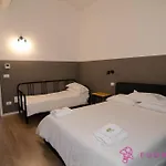 公寓 Fuoriporta Affitti Brevi - Corte 2 Con Parcheggio Gratuito *