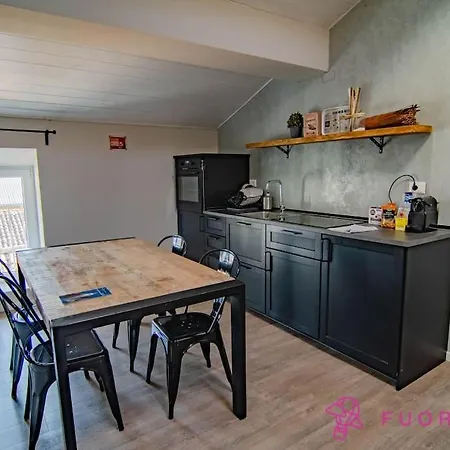 Fuoriporta Affitti Brevi - Corte 2 Con Parcheggio Gratuito *