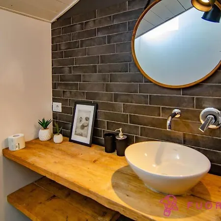 Apartamento Fuoriporta Affitti Brevi - Corte 2 Con Parcheggio Gratuito